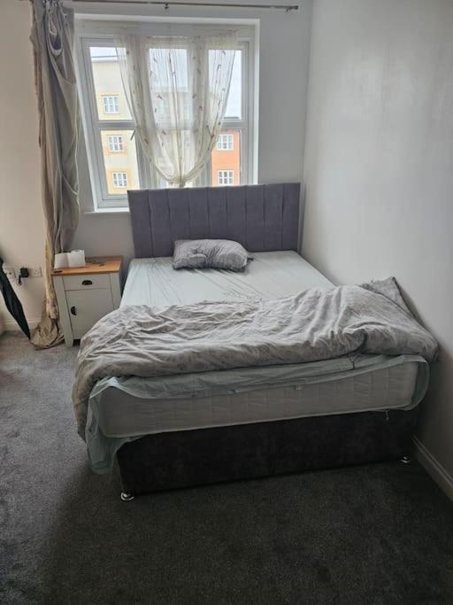 Big Double Room With Bathroom In 2 Bedroom Flat Kitchen Is Shared Harrow on the Hill 외부 사진