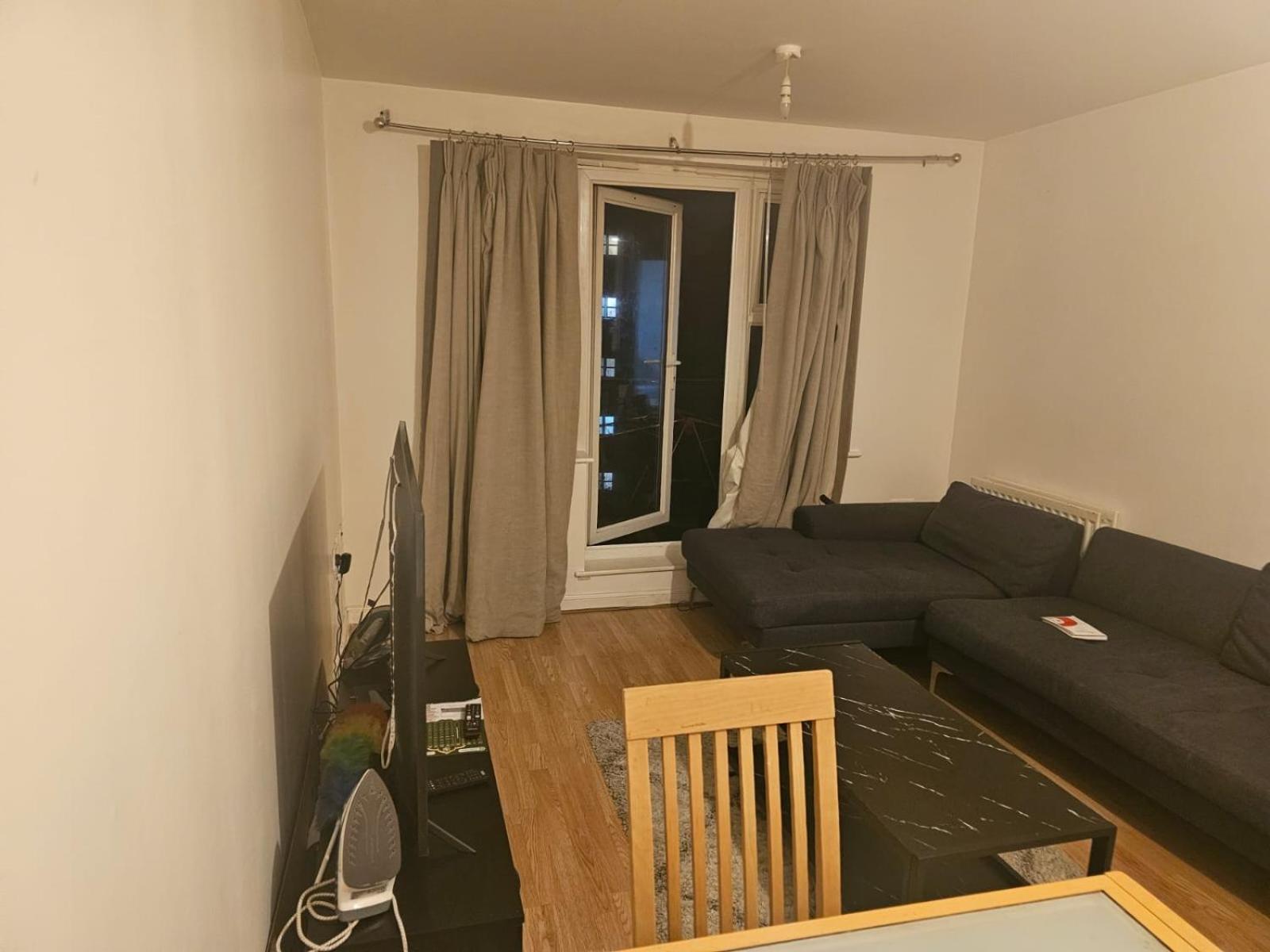 Big Double Room With Bathroom In 2 Bedroom Flat Kitchen Is Shared Harrow on the Hill 외부 사진